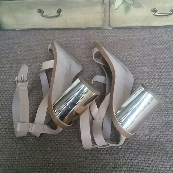 Zara basic sandals - Picture 3 of 8